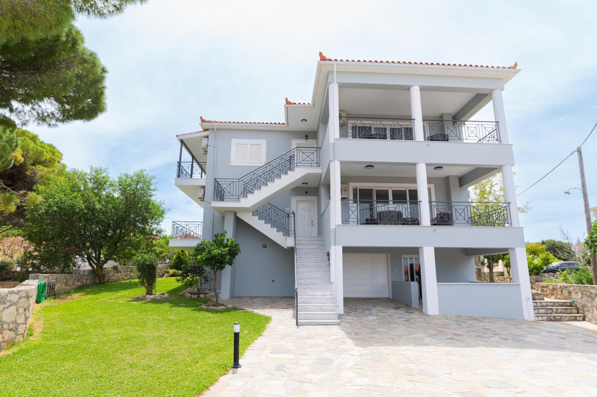 Vasilopoulos Residences - Apartments Ioni & Neso Argostoli  Exterior photo